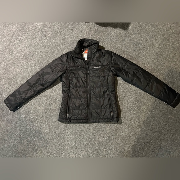 Women’s Columbia Winter puffer coat XS ,black NWOT! - Picture 2 of 4